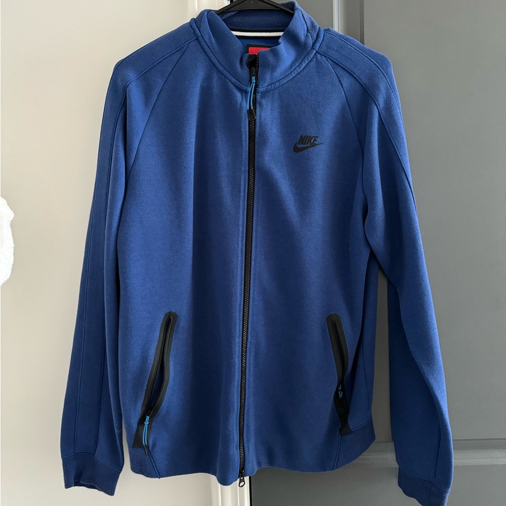 Men’s medium nike jacket